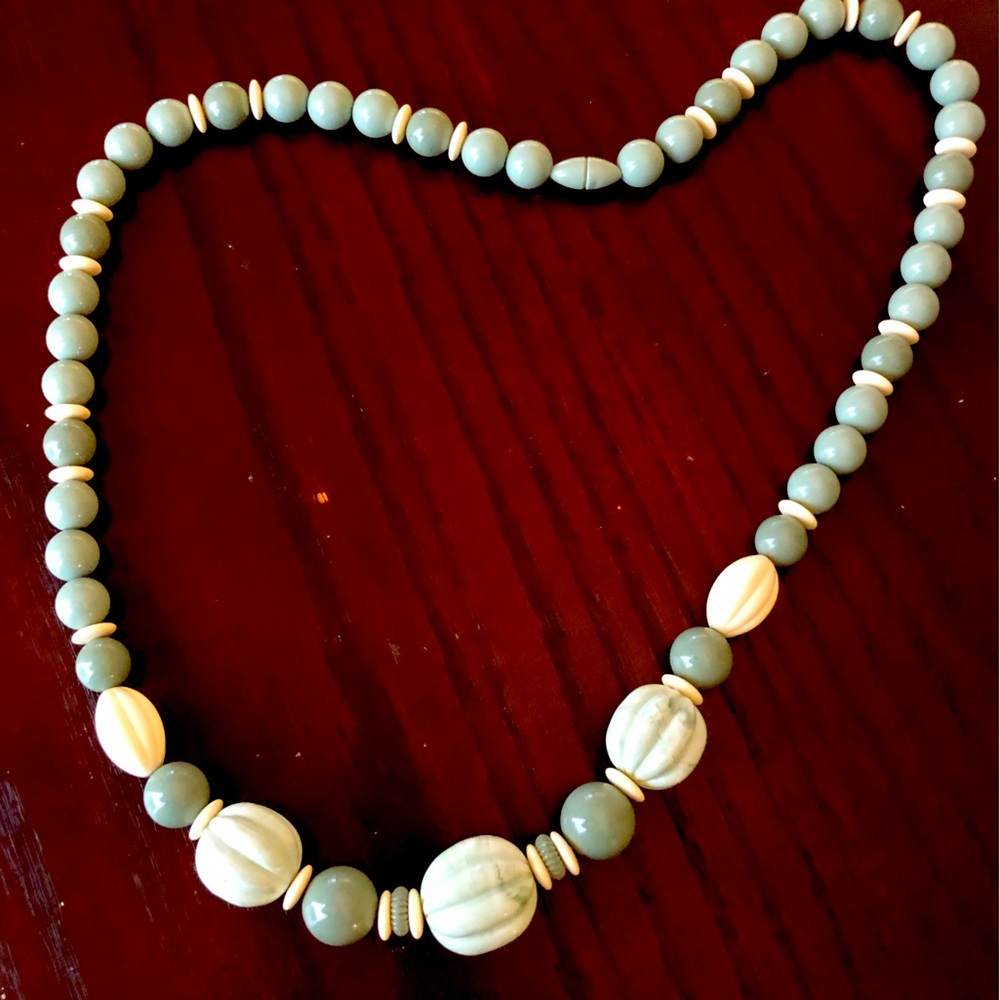 Vintage “Avon” Burst of Spring Necklace